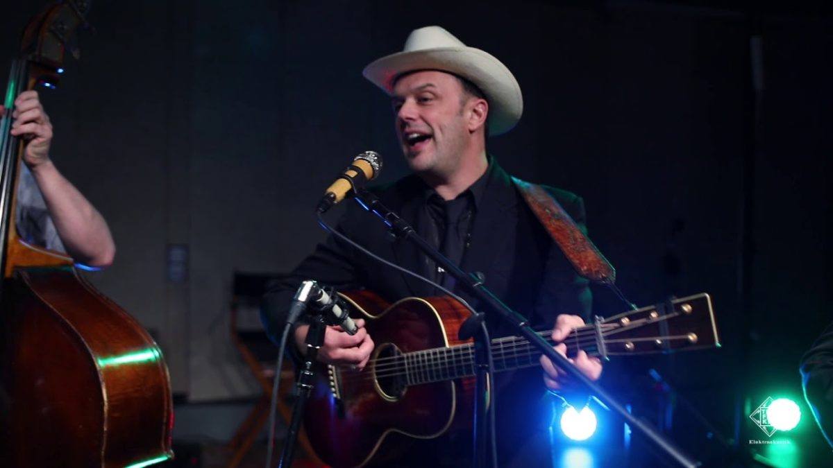 Barnstar! - "Witness" (TELEFUNKEN Live From The Lab)