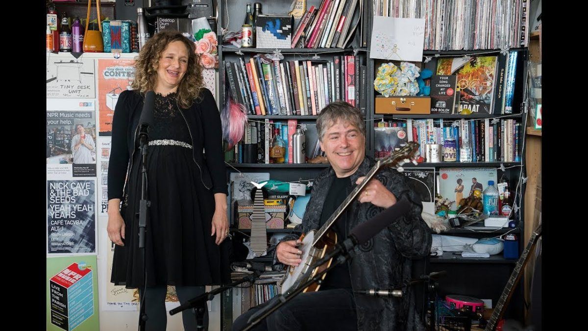 Bela Fleck And Abigail Washburn: NPR Music Tiny Desk Concert