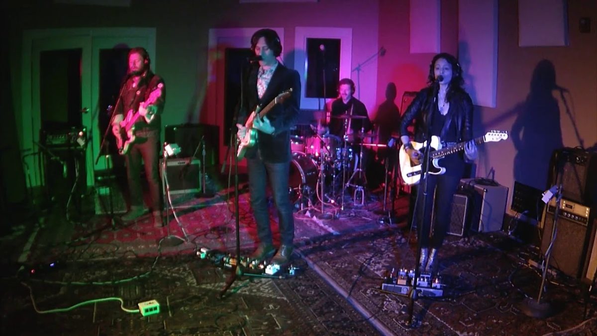 Bird Streets - Carry Me - Daytrotter Session - 12/12/2018