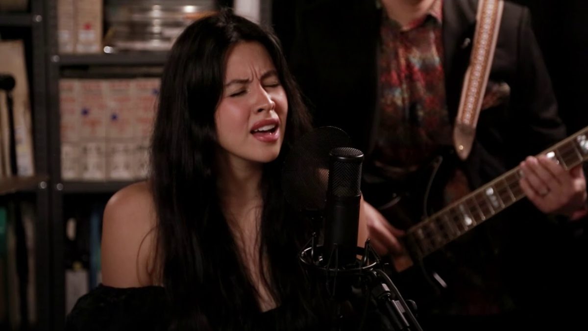 Blssom - Baila Conmigo - 11/22/2019 - Paste Studio NYC - New York, NY