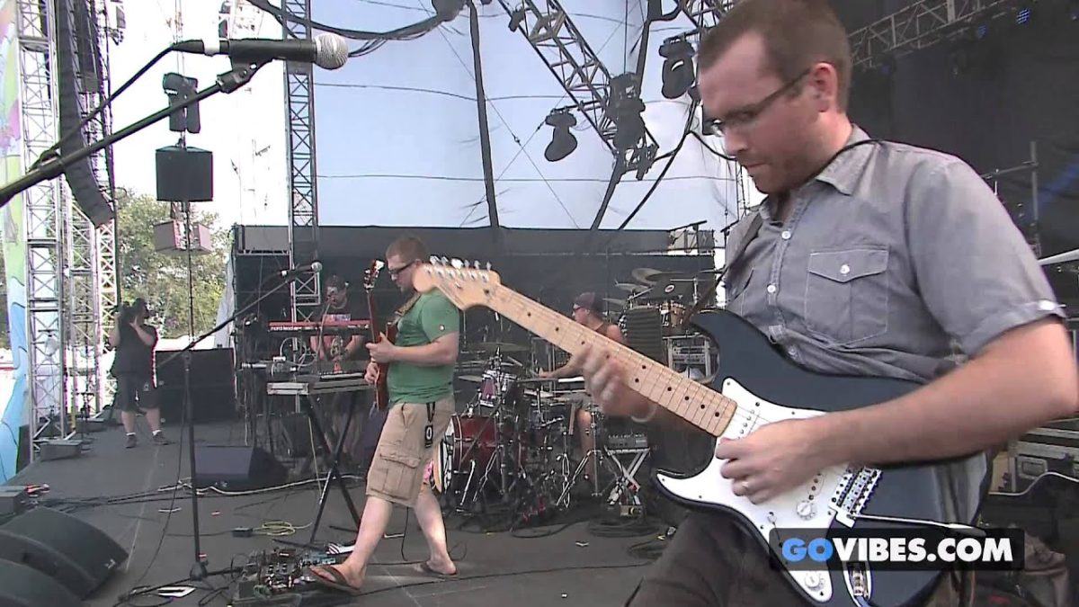 Cosmic Dust Bunnies perform “Moleculo” at Gathering of the Vibes Music Festival 2014