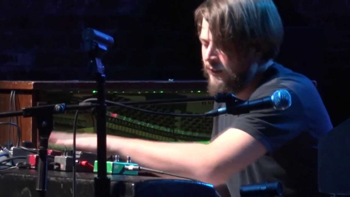 Bustle In Your Hedgerow: The Lemon Song [HD] 2012-01-27 - Brooklyn, NY