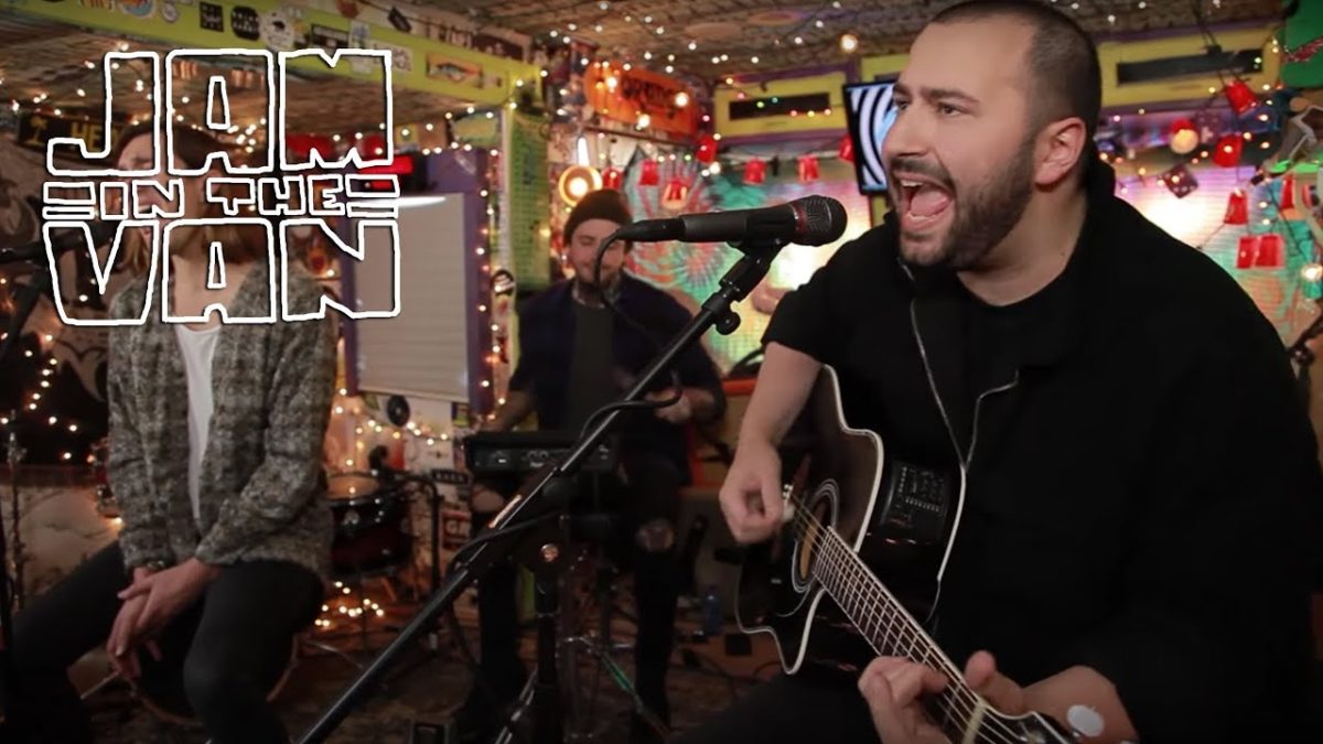 CHARMING LIARS - "Wild" (Live at JITV HQ in Los Angeles, CA 2018) #JAMINTHEVAN