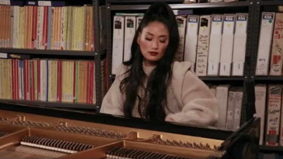 Chloe Flower at Paste Studio NYC live from The Manhattan Center