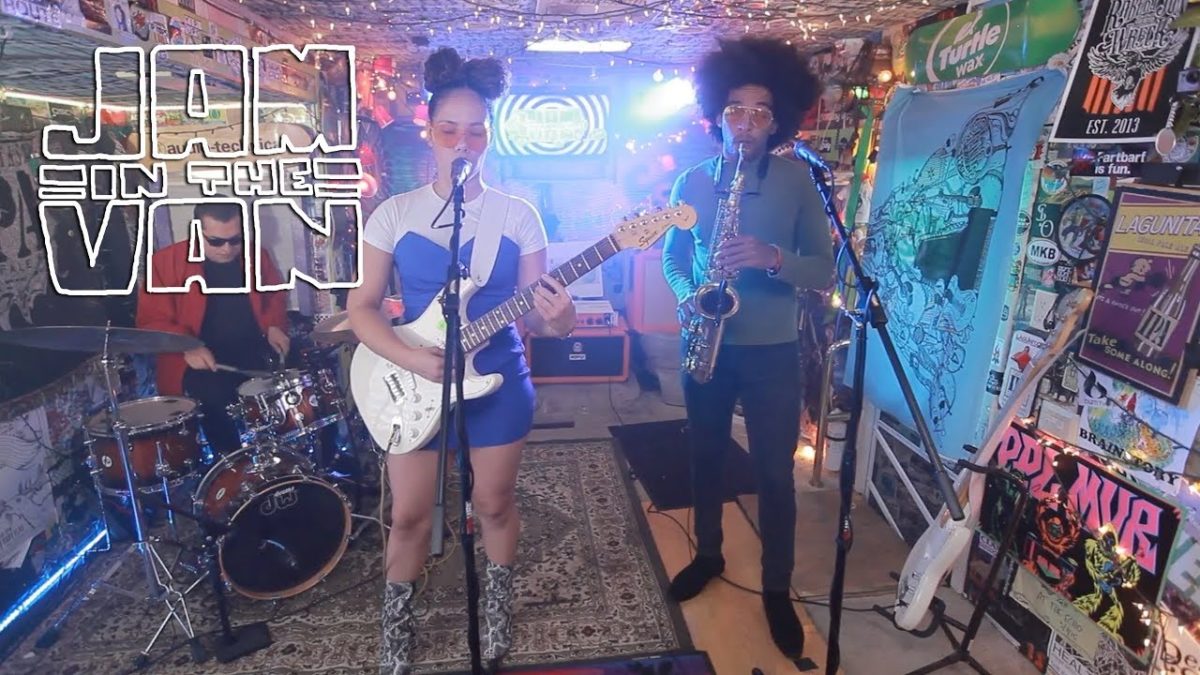 HEЯITAGE - "Red Lips" (Live at JITVHQ in Los Angeles, CA 2018) #JAMINTHEVAN