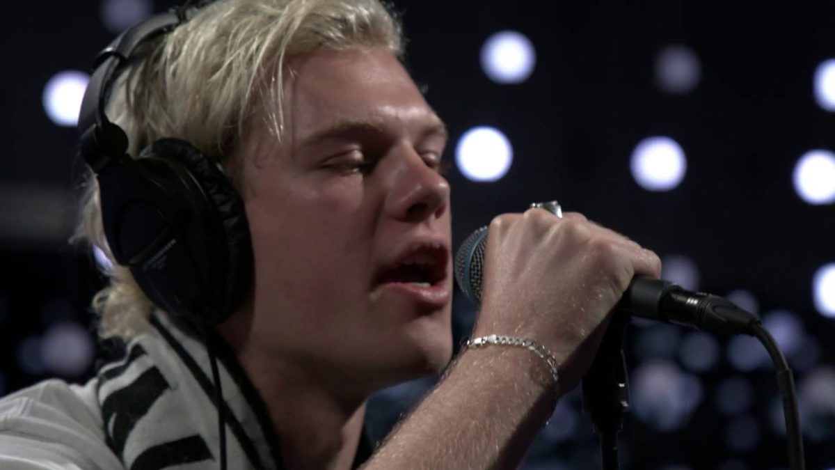 Death Bells - Alone, Into An Empty Clearing (Live on KEXP)