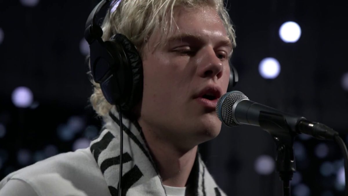 Death Bells - Echoes (Live on KEXP)
