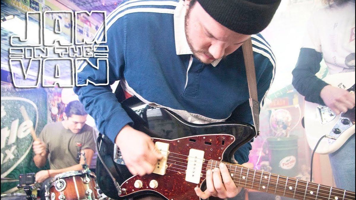 DEEPER - "Pink Showers" (Live at JITV HQ in Los Angeles, CA 2019) #JAMINTHEVAN