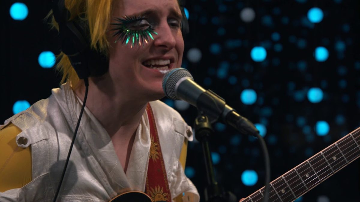 Diane Coffee - Internet Arms (Live on KEXP)
