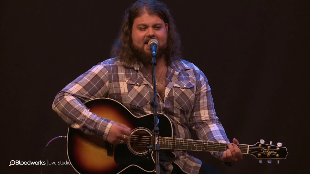 Dillon Carmichael - It's Simple (98.7 THE BULL)