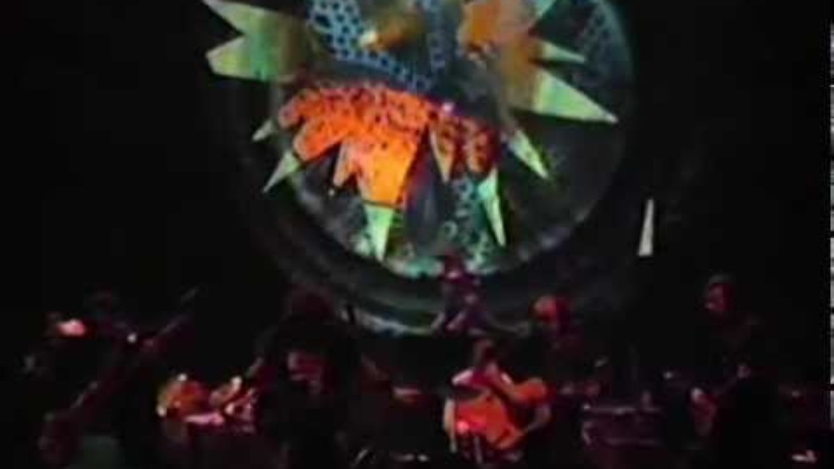 Dinosaurs - Shake, Rattle and Roll - 4/9/1983 - Kabuki Theatre (Official)