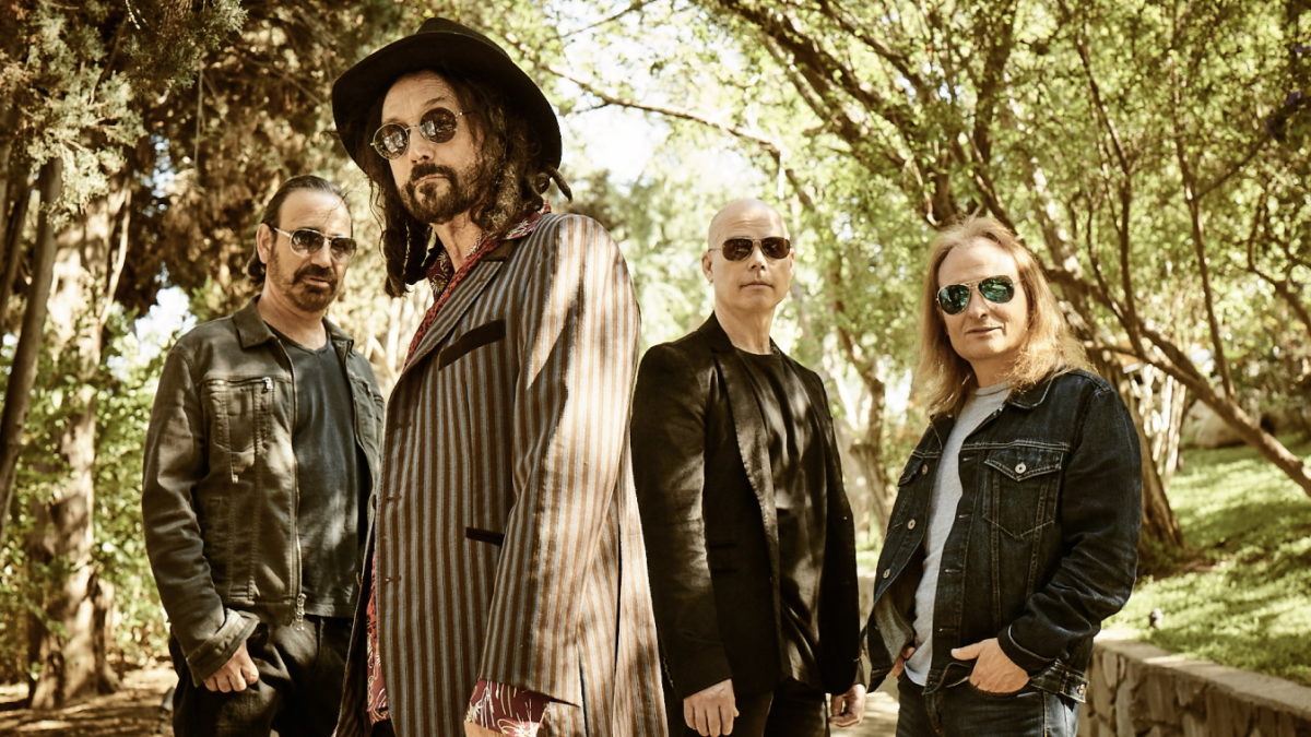 Mike Campbell's The Dirty Knobs Announce Debut Album & Tour Dates