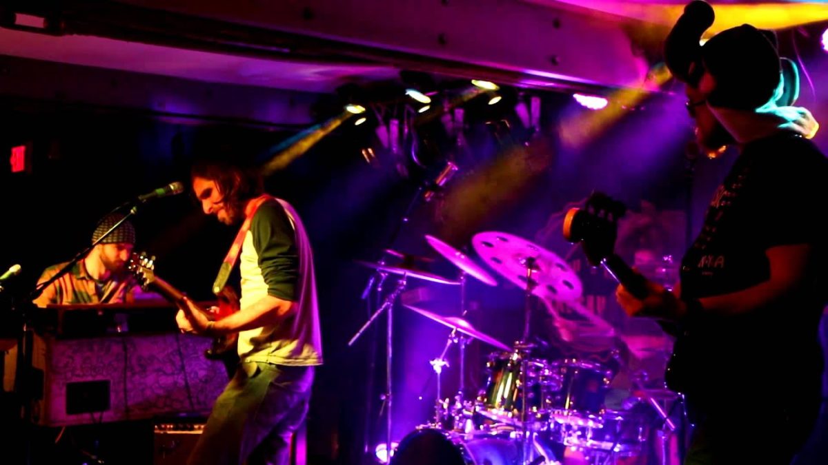 Dopapod: New James [4-Cam/HD] 2012-12-07 - Newmarket, NH