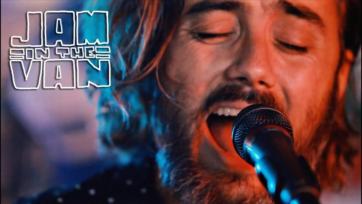 STEVIE REDSTONE - "Looking Glass" (Live at JITVHQ in Los Angeles, CA 2019) #JAMINTHEVAN