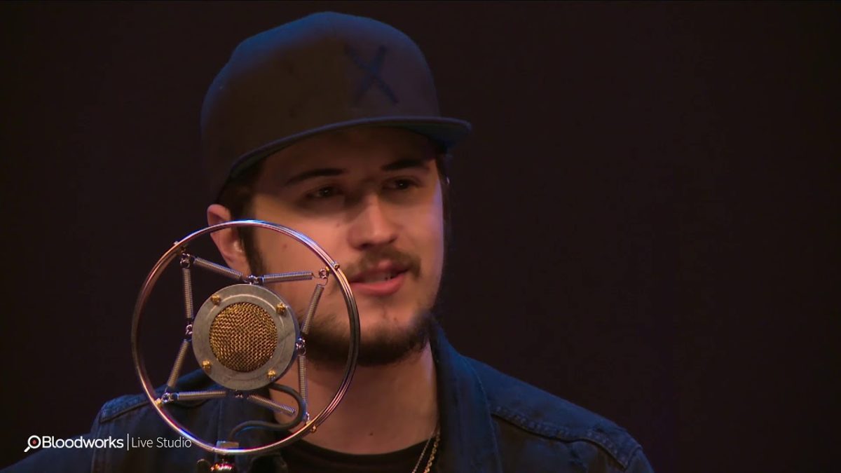 Dylan Schneider - How Does It Sound