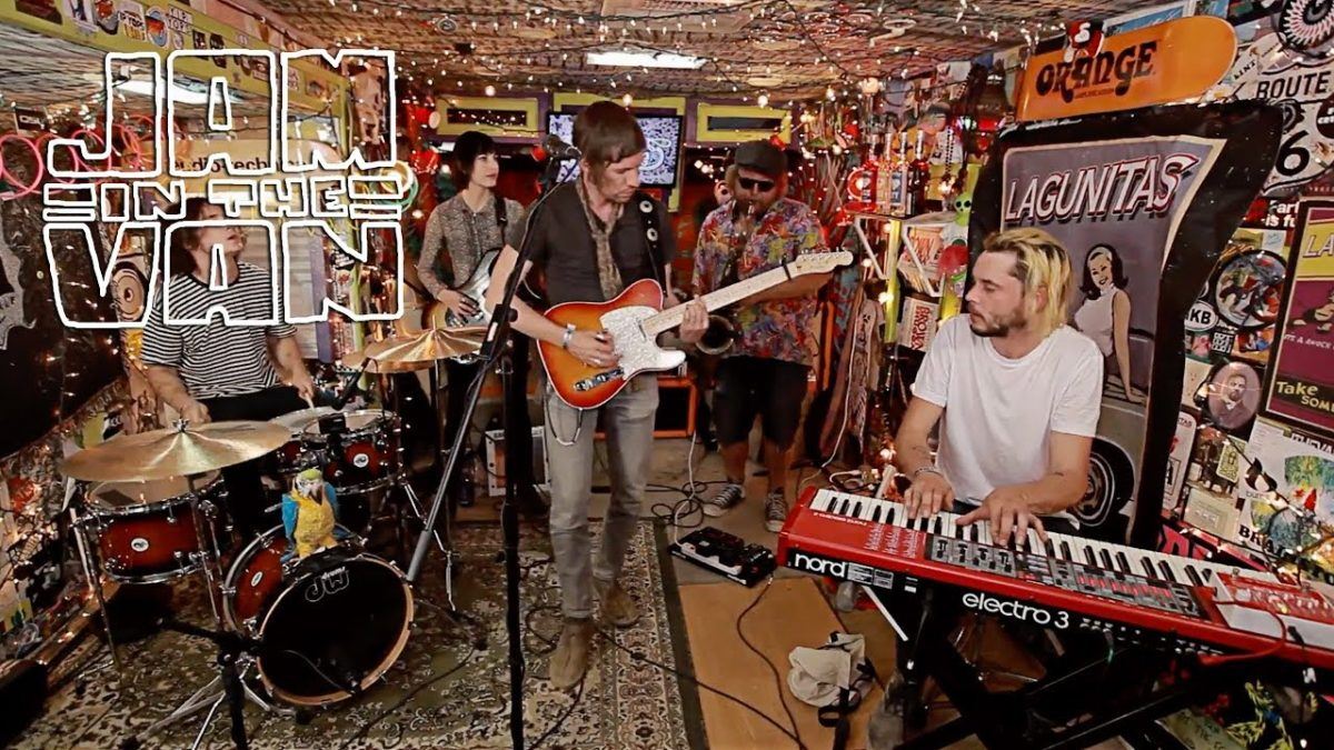 THE ORANGE KYTE - "Octopus Shoes" Live at Desert Daze in Joshua Tree, CA 2017 #JAMINTHEVAN
