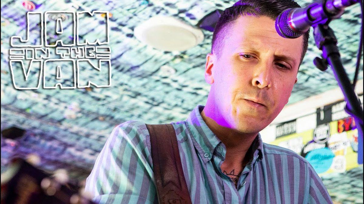 AMERICAN AQUARIUM - "The World Is On Fire" (Live at AMERICANAFEST in Nashville 2019) #JAMINTHEVAN