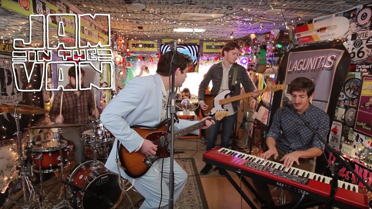 ALBERT & HIS DREAM BOATS - "New Boots" (Live at JITV HQ in Los Angeles, CA 2018) #JAMINTHEVAN