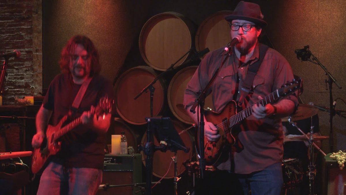 God Street Wine - E: Crawling Back To You/Pretzel Logic - 12/16/17 - City Winery, NYC