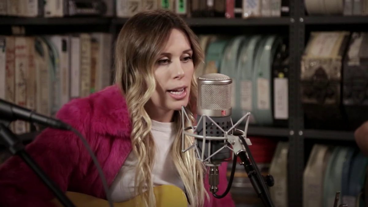 Elise Davis - Lone Wolf - 1/22/2019 - Paste Studios - New York, NY