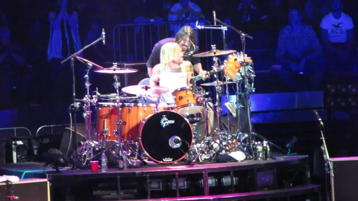 Foo Fighters: Cold Day In The Sun [HD] 2011-11-13 - New York, NY