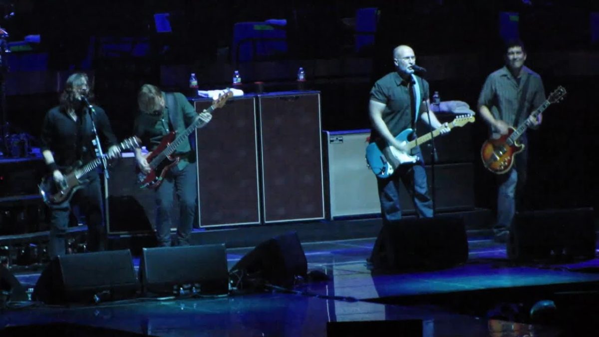 Foo Fighters: Dear Rosemary / Breakdown [HD] 2011-11-13 - New York, NY