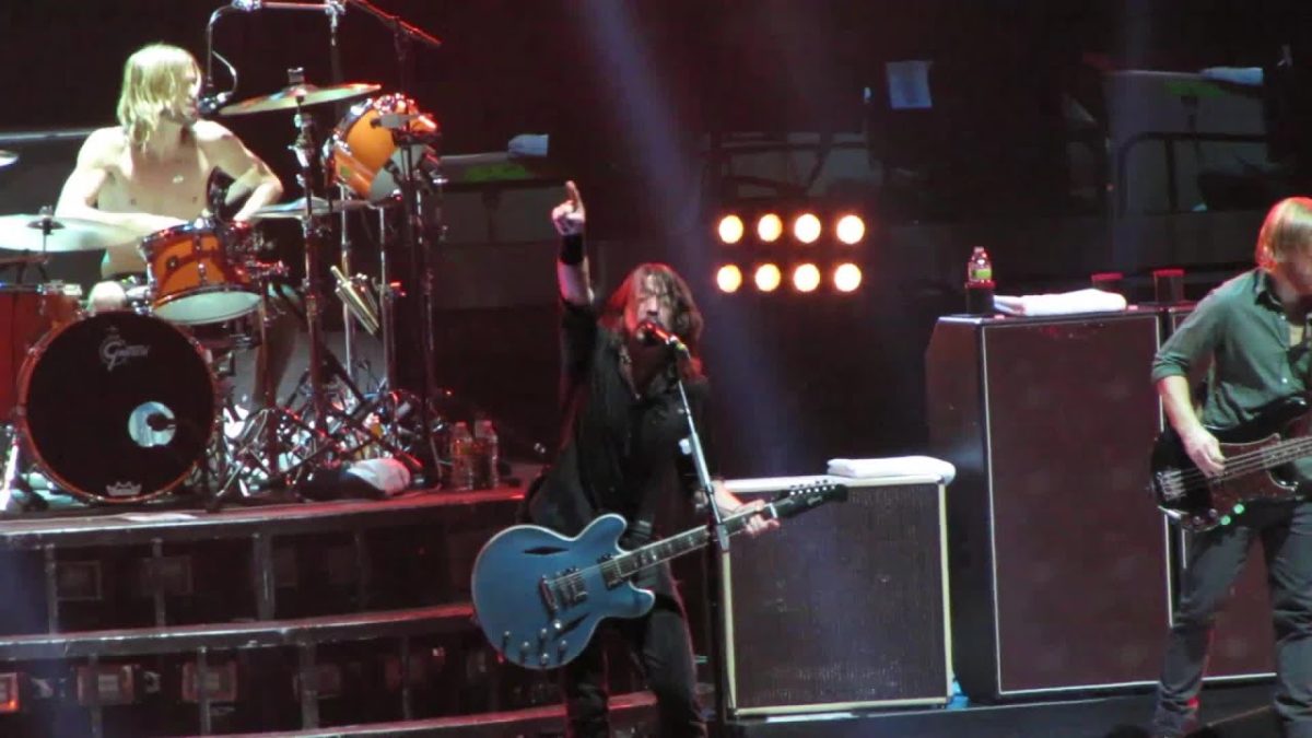 Foo Fighters: These Days [HD] 2011-11-13 - New York, NY