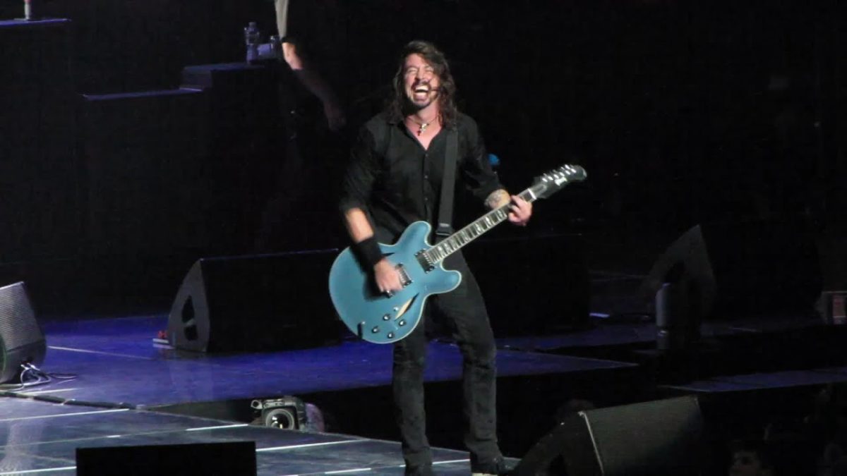 Foo Fighters: White Limo / Arlandria [HD] 2011-11-13 - New York, NY