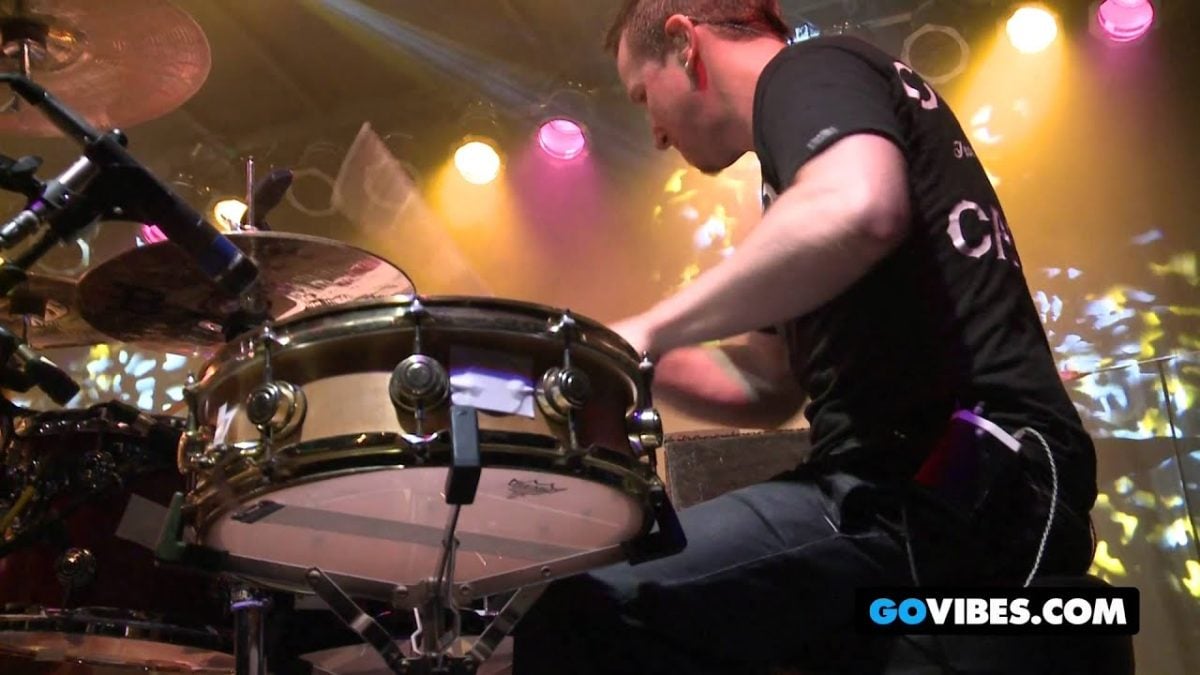 Conspirator Performs Jimi Hendrix's "Fire" at Gathering of the Vibes Music Festival 2012