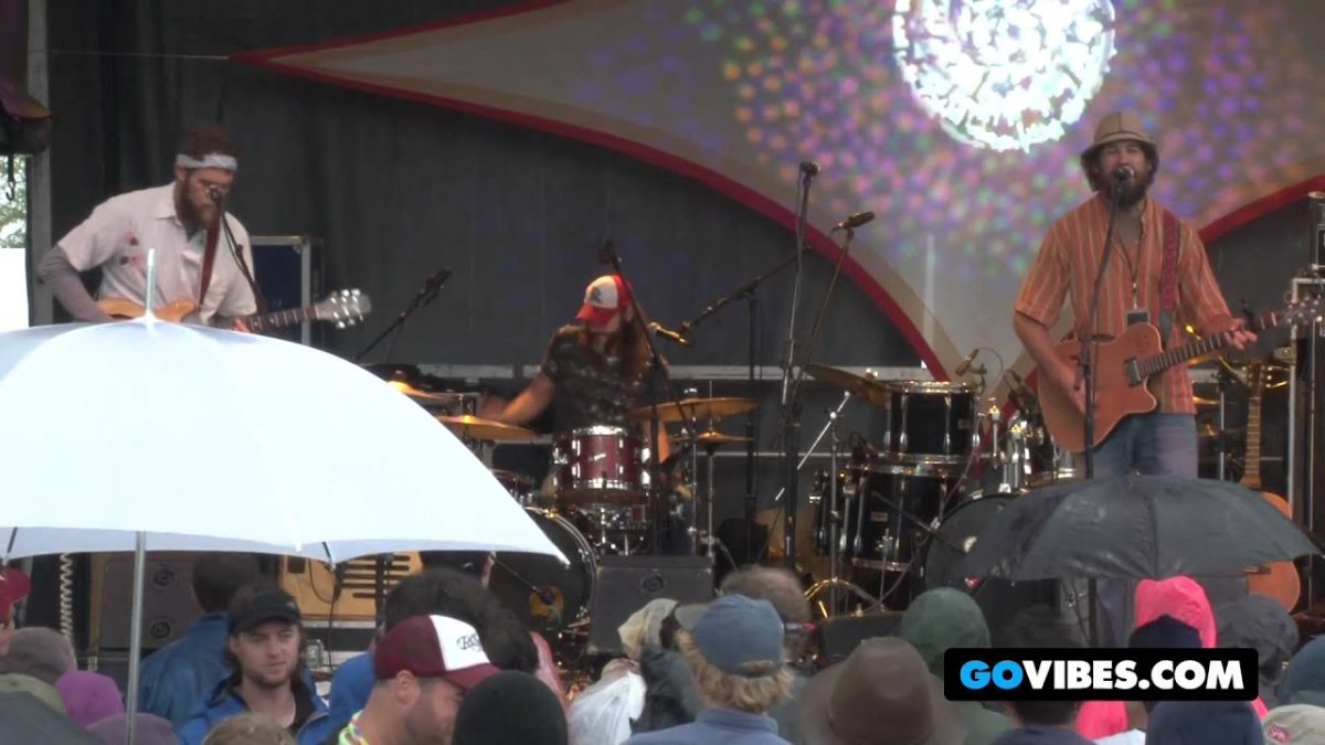 Dangermuffin Performs "Walk into the Wind" at Gathering of the Vibes Music Festival 2012