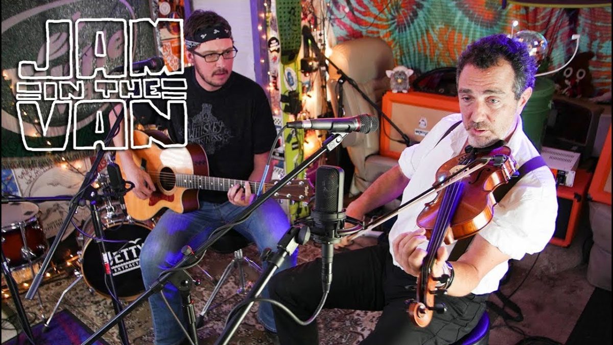 DEVIL'S BOX STRING BAND - "Middleweight Champion of the World Blues" (Live at Huck Finn 2018)