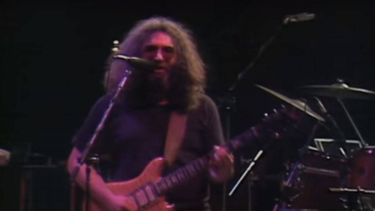Grateful Dead Performs ‘St. Stephen’ On New Year’s Eve 1978: Pro-Shot Video