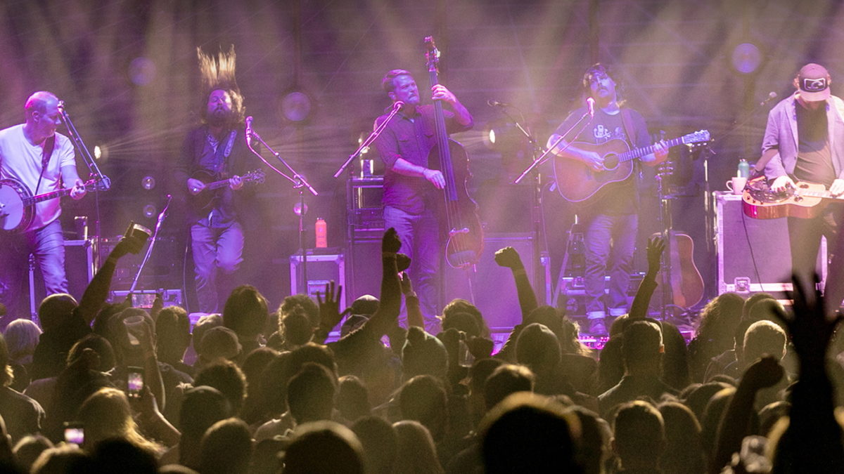 Greensky Bluegrass Shares ‘Courage For The Road: Fall 2019’ Live Compilation