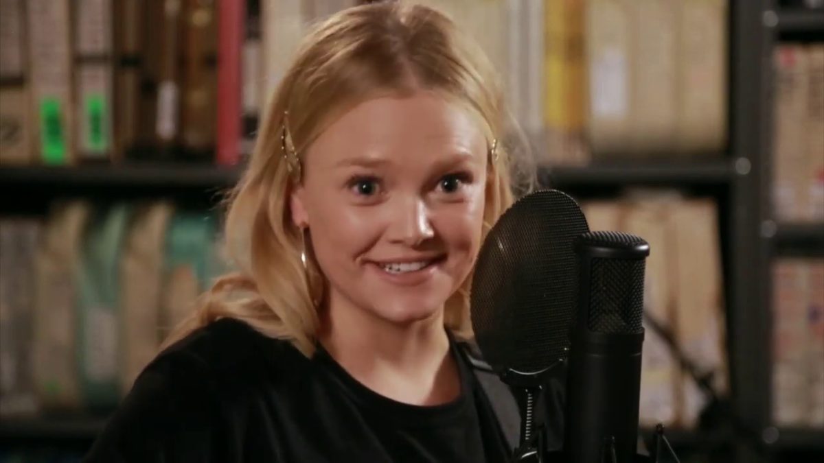 Hailey Whitters at Paste Studio NYC live from The Manhattan Center