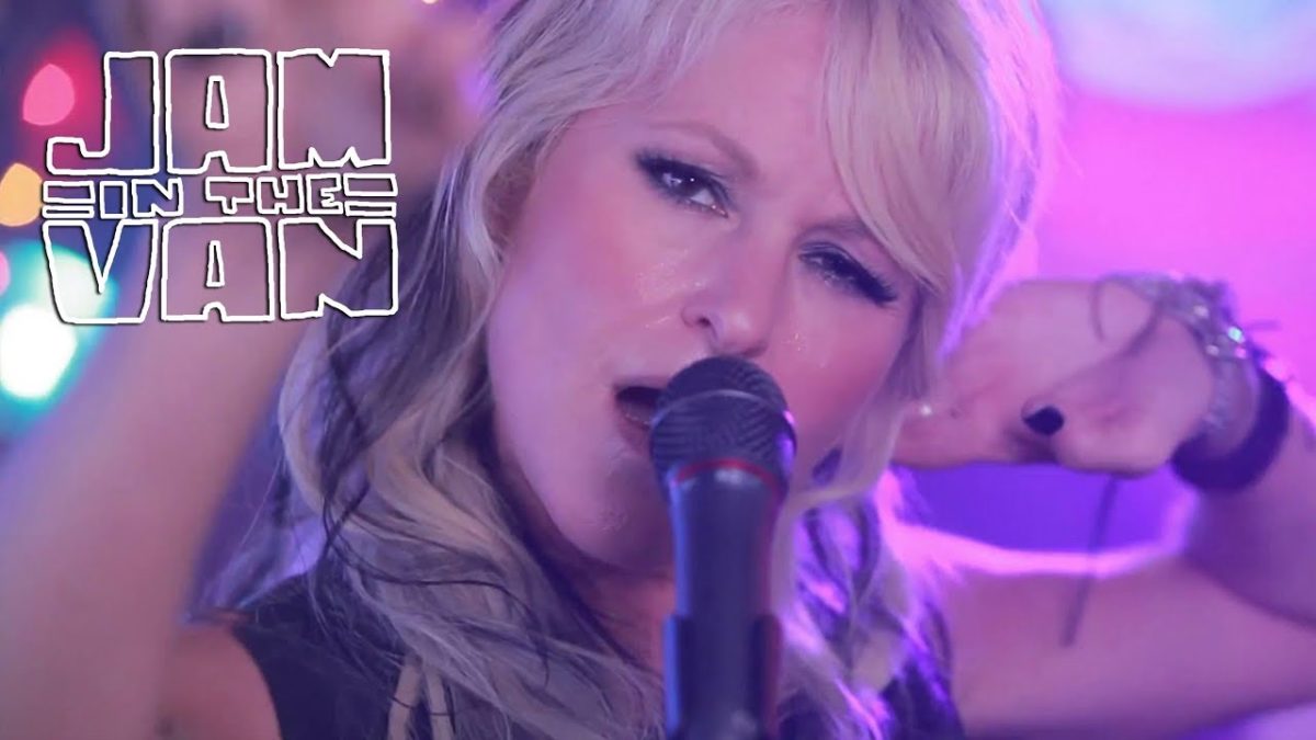 MINDI ABAIR & THE BONESHAKERS - "Vinyl" (Live at JITVHQ in Los Angeles, CA 2018) #JAMINTHEVAN
