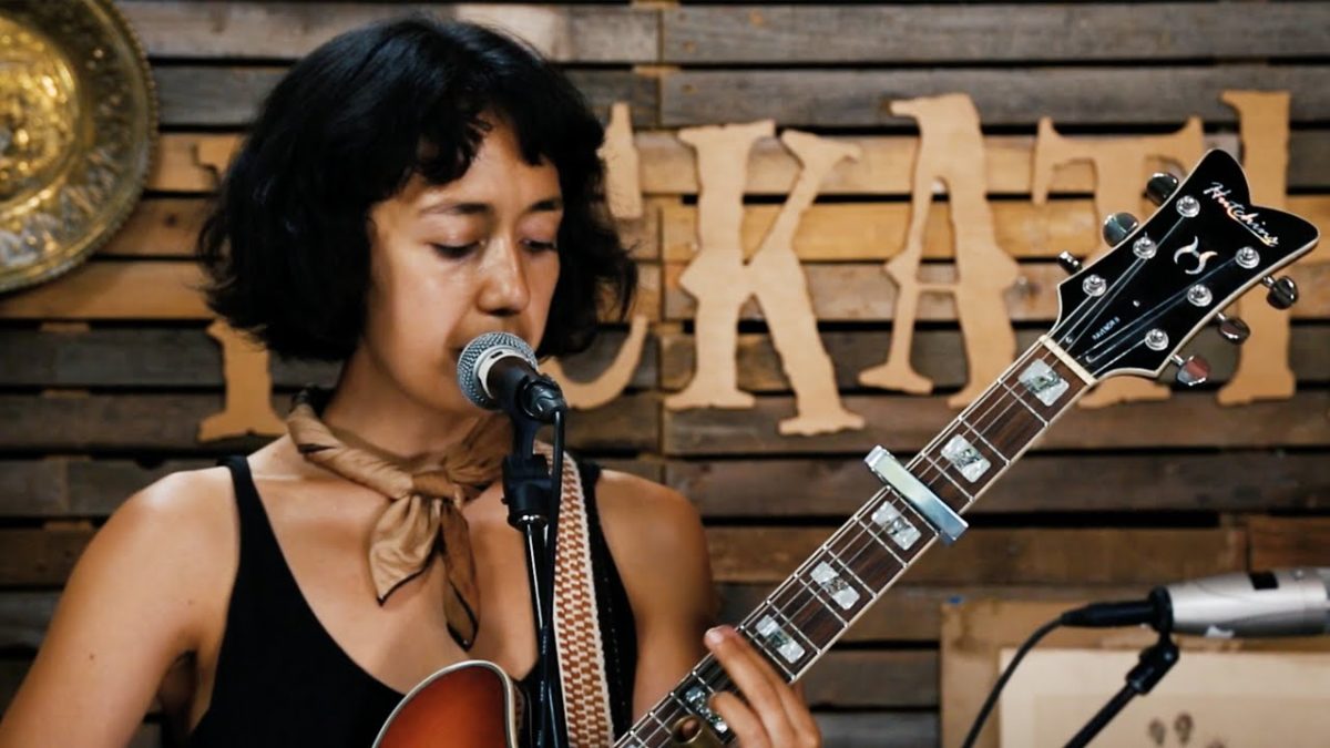 Haley Heynderickx - Untitled God Song - Pumphouse Sessions @Pickathon 2018 S05E09