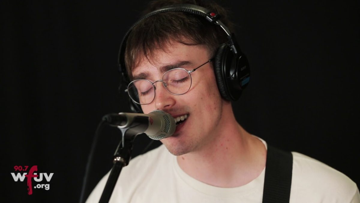 Hippo Campus - 'Bambi" (Live at WFUV)
