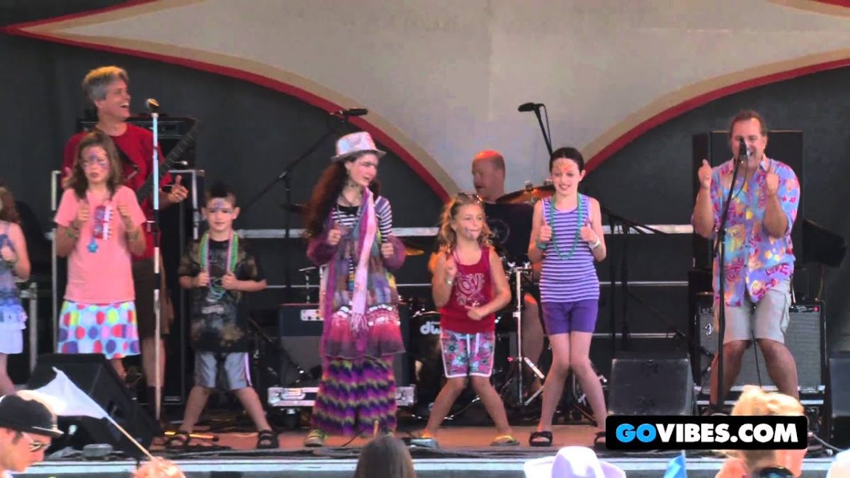 Andy The Music Man Performs "Tooty Ta" at Gathering of the Vibes Music Festival 2012