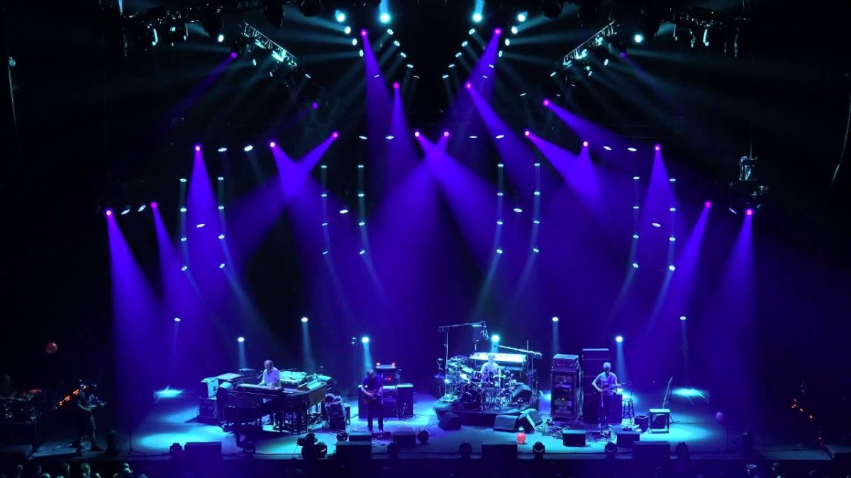 Phish - Down With Disease~Theme From The Bottom - 10/29/14 - BGCA San Francisco