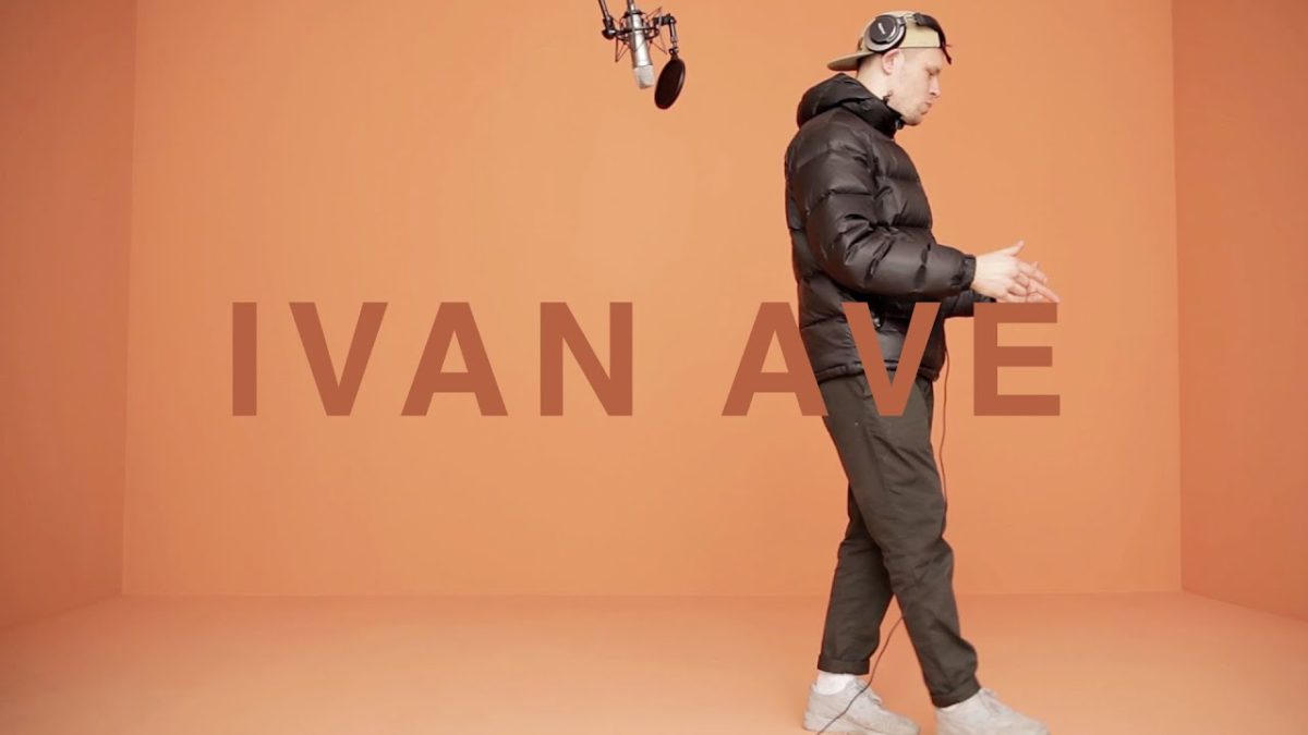 IVAN AVE - HELLO | A COLORS SHOW