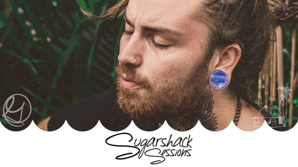 Iya Terra - Loving Design (Live Acoustic) | Sugarshack Sessions