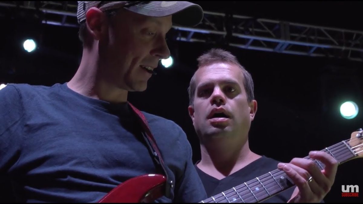 Jake Cinninger sound checks "Glory"