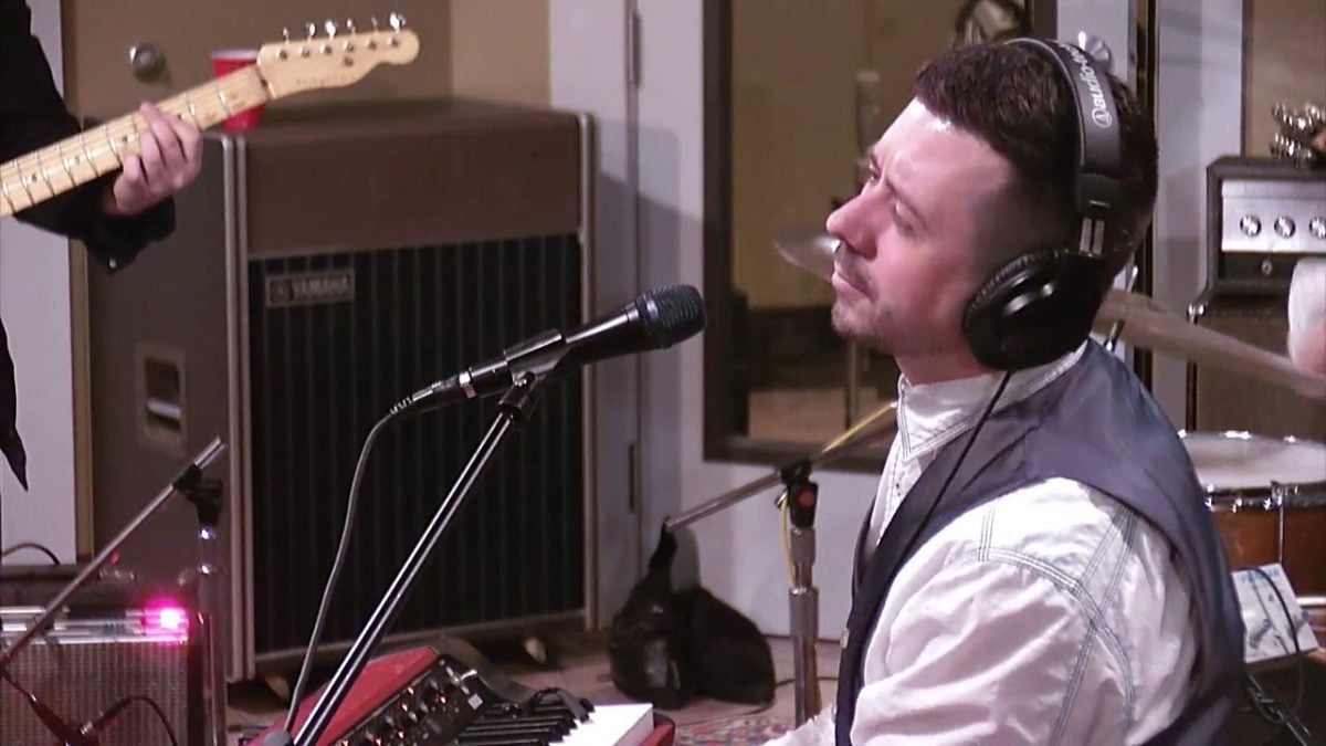 Jared Deck - Sometimes I Miss Being Lonely - Daytrotter Session - 2/19/2019