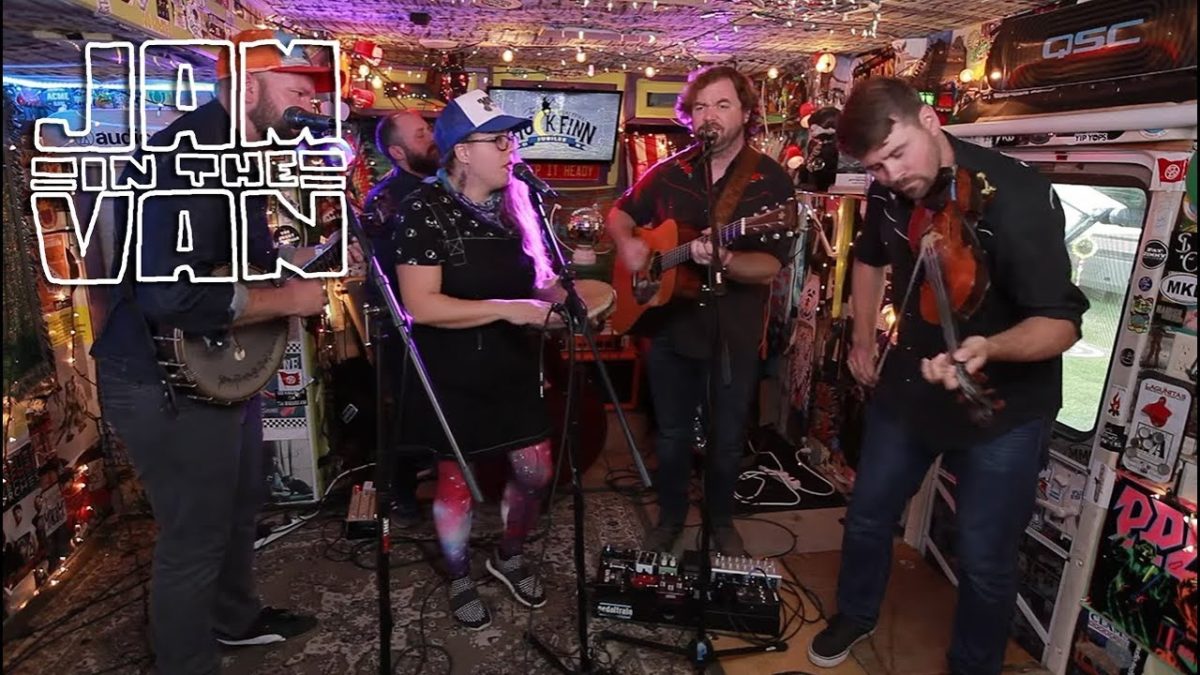 FRONT COUNTRY - "Keep Travelin'" (Live at Huck Finn Jubilee in Ontario, CA 2018) #JAMINTHEVAN