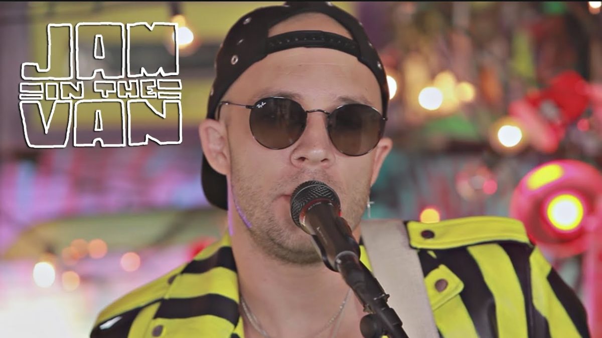BLACKTOP QUEEN - "Blackout" (Live at JITV HQ in Los Angeles, CA 2018) #JAMINTHEVAN