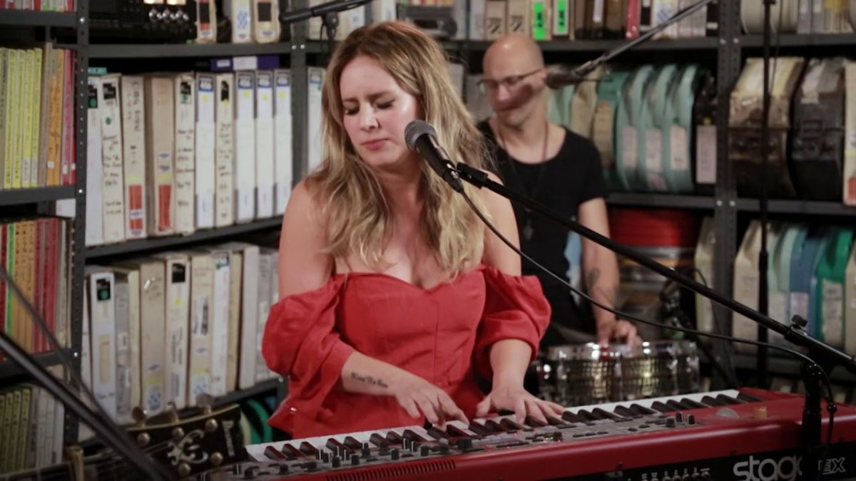 Lucie Silvas - Black Jeans - 4/22/2019 - Paste Studios - New York, NY