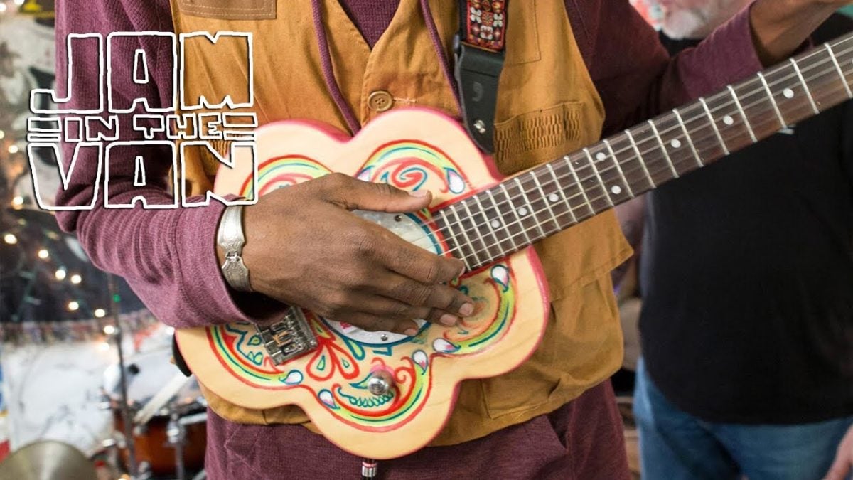 JON BAP - "My Machine Digs A Hole" (Live at JITV HQ in Los Angeles, CA 2018) #JAMINTHEVAN