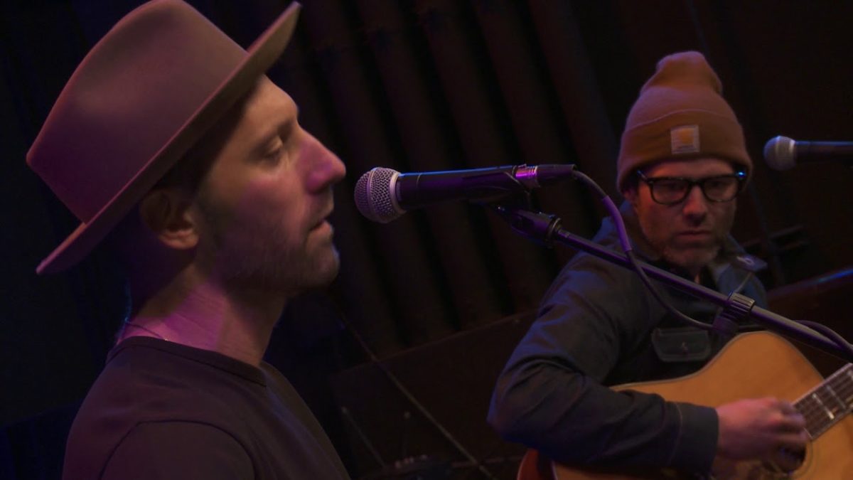 Mat Kearney - Kings & Queens (101.9 KINK)