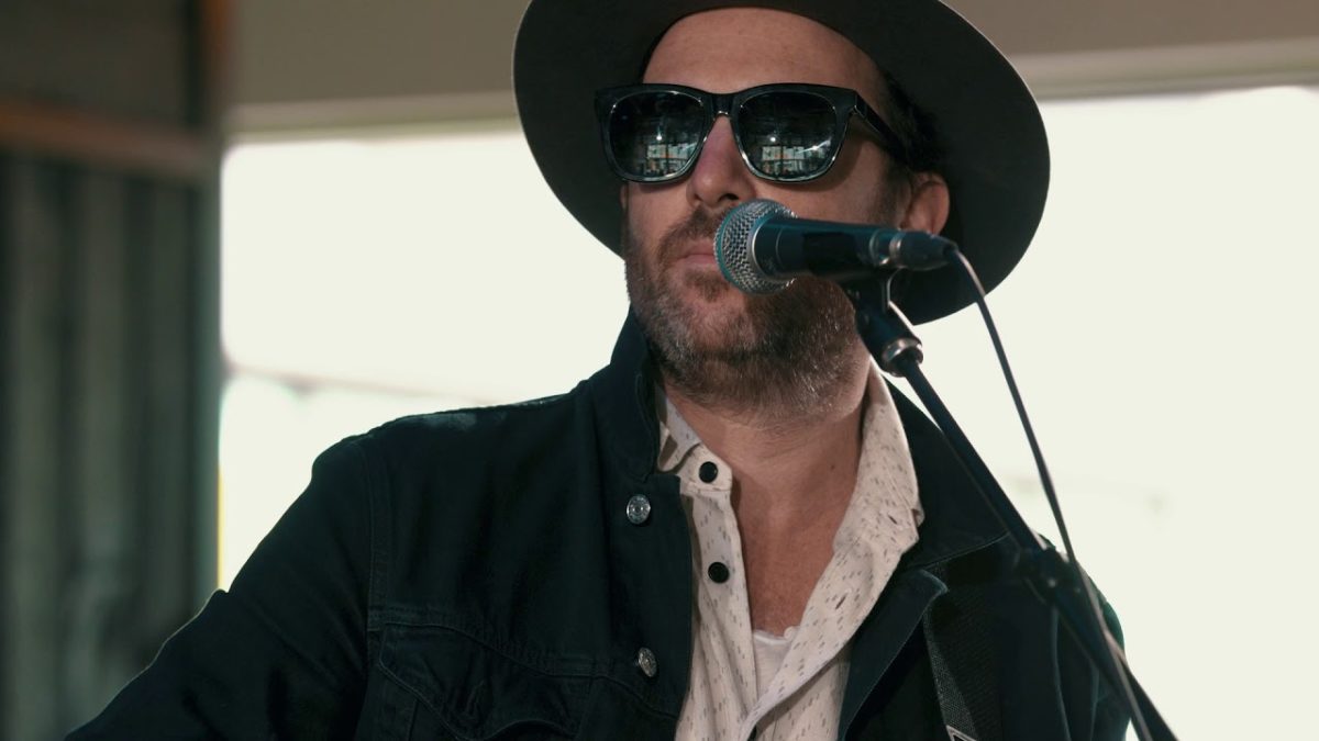 Metric - Cascades (Live on KEXP)