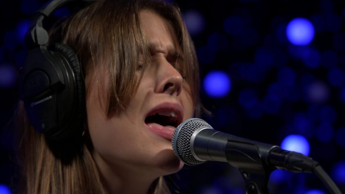 Middle Kids - Mistake (Live on KEXP)